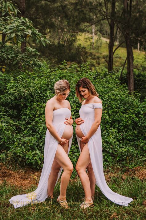 Maternity Photography Gold Coast – Twins Are Pregnant 6 Days Apart