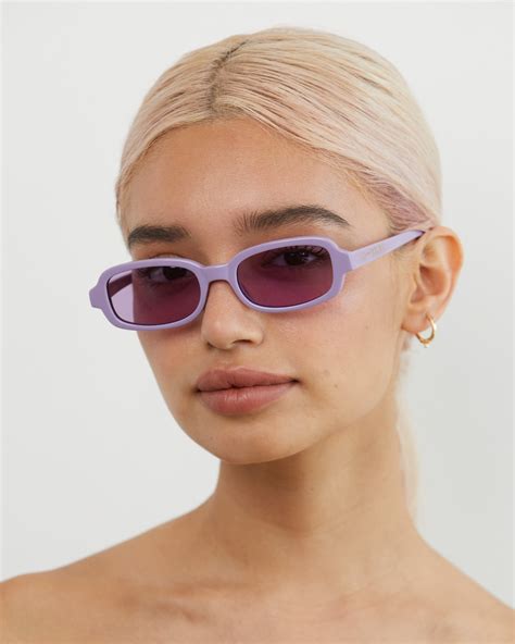 Lu Goldie — 'Martine' sunglasses in Taro