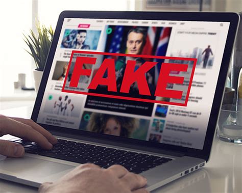 Fake News - Computer Screen Reading Fake News | PLEASE CREDI… | Flickr