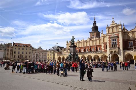 Best Travel Guide to Krakow, Poland: Attractions