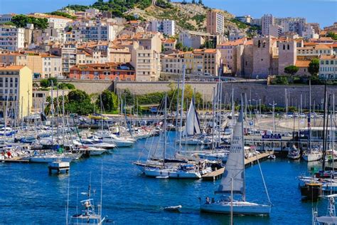 Aix-en-Provence to Marseille - Best Routes & Travel Advice | kimkim