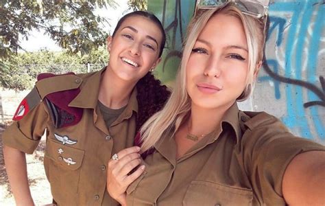 Idf Women, Military Women, Military Girl, Israel Defense Forces, Boys Long Hairstyles, Brave ...