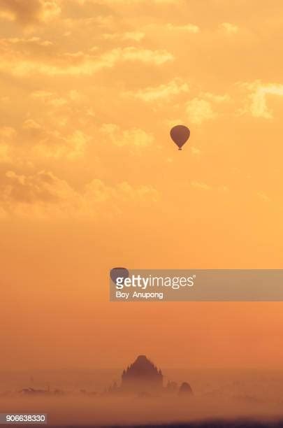 Earthquake Damage Silhouette Photos and Premium High Res Pictures - Getty Images