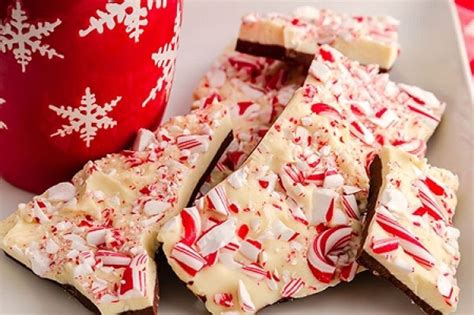 Barton's Peppermint Bark Tin: 12 oz. | Peppermint bark, Online candy ...