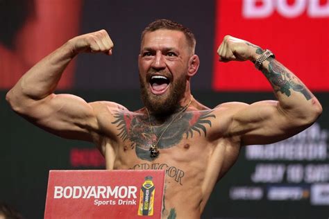 Featherweight Conor McGregor interview shows physical transformation