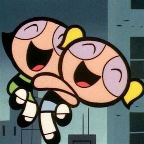 Bubbles and buttercup hug screenshot ppg Tag your bestiee #powerpuffgirls - 00sc... - Disney ...