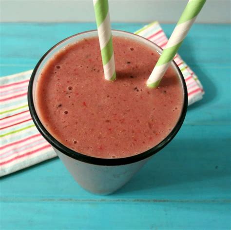 Strawberry Kiwi Nutritional Shake / Dairy Free Living - PB + P Design | Recipe | Nutrition ...