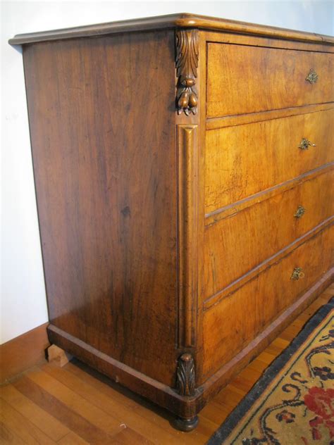 Antique maple dresser | InstAppraisal