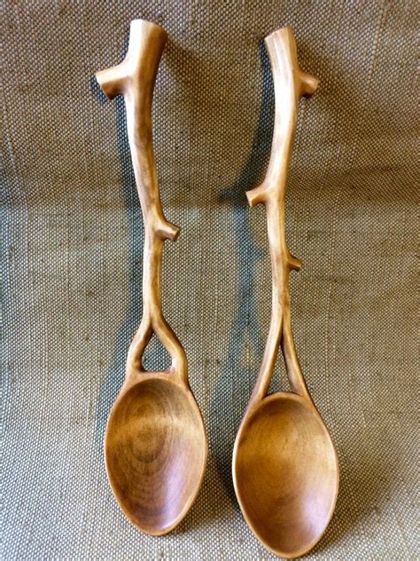 Spoons "R"us | Wood spoon carving, Wooden spoon carving, Wood carving art