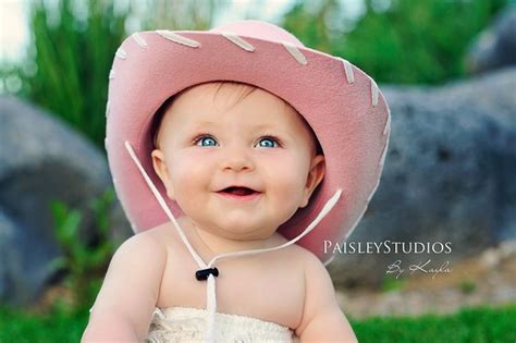 Country babe in rose. 101 Photography Inspo, Lifestyle Photography, Camera Shots, Tatum, Growing ...