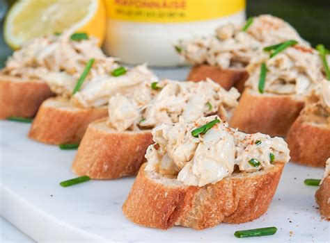 Crab Dip Recipe - Crab Toast Crostini Appetizer | Couple in the Kitchen