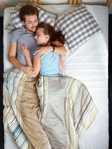 What Your Sleeping Positions Say About Your Relationship - CreativeSide ...