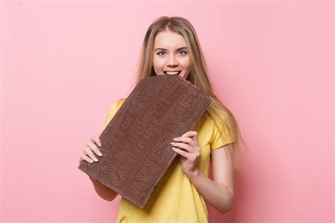 The World's Biggest Chocolate and Other Chocolate World Records - Totally Chocolate