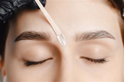 Eyebrow Waxing: Everything You Need to Know | Glaminati.com