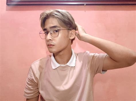 wosh on Twitter: "mukhang mugshot tlga pag naka face aq s front PERO SLAY NEW HAIR KALOR https ...