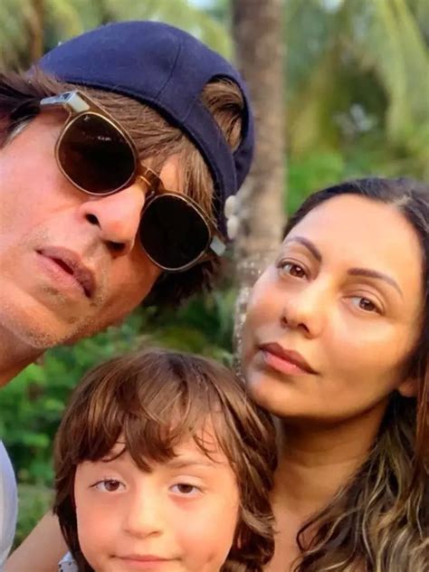 Heartwarming pictures of Gauri Khan with her kids | Times of India