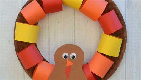 Paper Plate Turkey Wreath Craft | Thanksgiving crafts, Crafts, Paper plate turkey