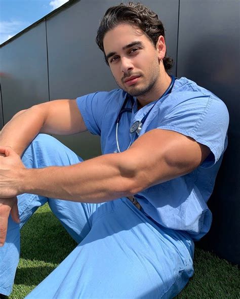 Dr. Marco 🇨🇦🇮🇹 on Instagram: “Soaking up some vitamin D during this 5 min break☀️😜” | Hot doctor ...