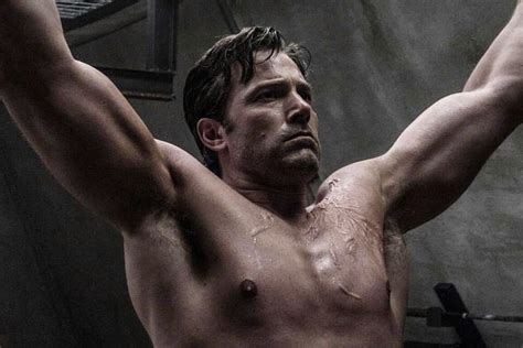 Ben Affleck 'Batman' Workout & Diet Plan | Man of Many