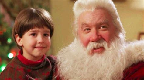 Charlie From The Santa Clause Is A Total Hunk Now