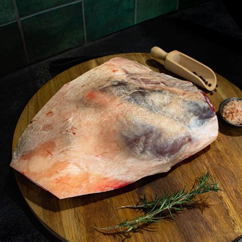 Buy Leg Of Lamb (bone In) Approx. 1.5kg | Mapari Meats - Auckland Butcher