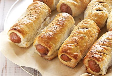 Easy sausage rolls | Receta | Masa de hojaldre, Recetas de cocina fáciles, Rollitos de carne