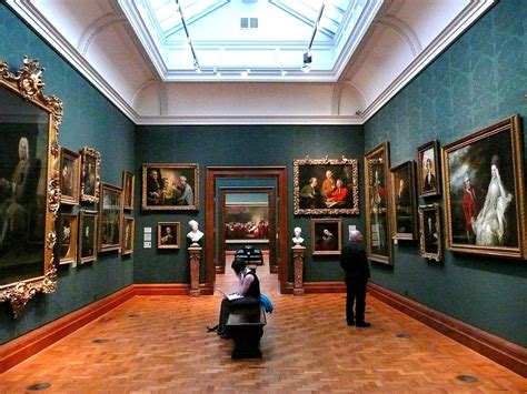 File:2008 inside the National Portrait Gallery, London.jpg - Wikimedia Commons