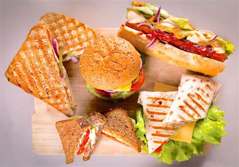 Burger vs. Sandwich – What’s the Difference? - Foods Guy