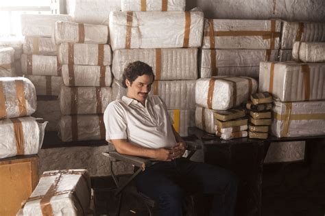 Netflix Original Series ‘Narcos’ Unveils Cocaine-Riddled Character ...