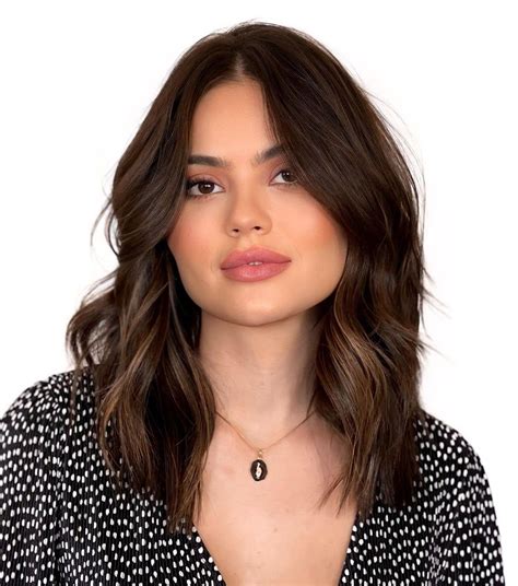 Feminine Mid-Length Brunette Hairstyle Haircut For Square Face, Square Face Hairstyles, Long ...