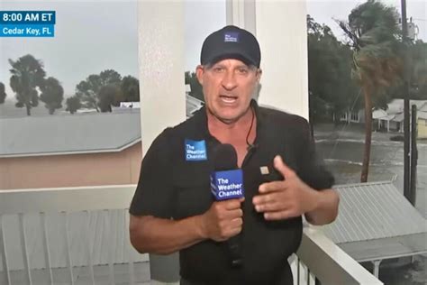 Cantore’s live reports in Cedar Key delivered lesson on storm surge danger