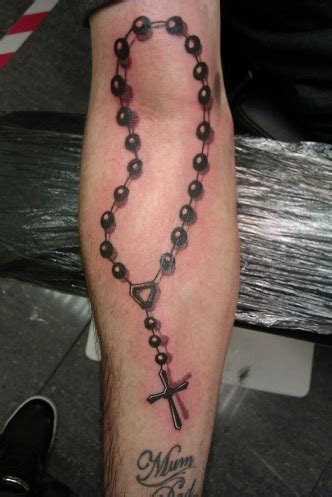 9 Beautiful Rosary Beads Tattoo Ideas, Designs And Meaning | Styles At Life