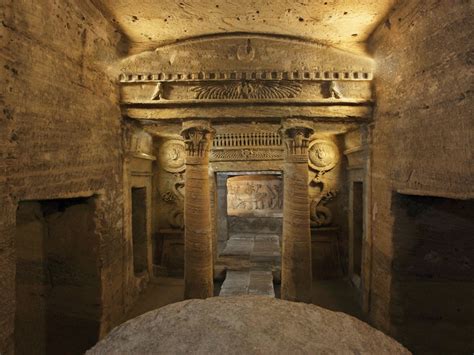 The Catacombs of Kom El Shuqqafa | The Roman Catacombs of Alexandria