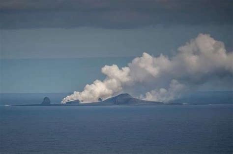 Submarine volcanoes add to ocean soundscape