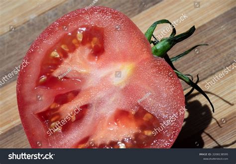 Red Tomato Cut Half Tomato Isolated Stock Photo 2208138595 | Shutterstock