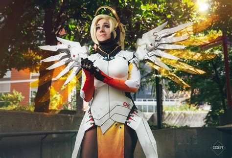 10 Incredibly Awesome Overwatch Cosplays By Incredibly Talented Cosplayers - Gameranx