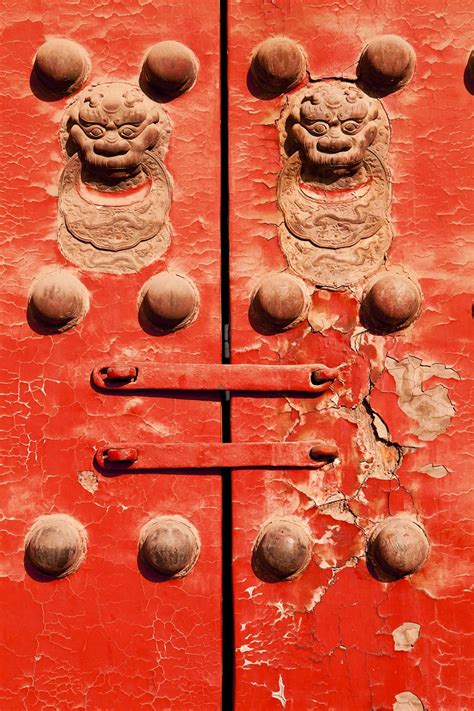 Door of the Great Wall of China Guard Tower. #greatwall | Puertas antiguas, Puertas, Diferentes ...