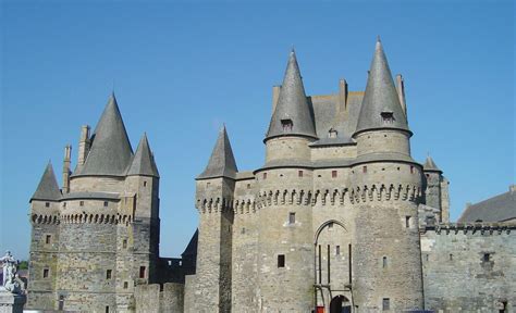 File:Castle-Vitre-France5.jpg - 维基百科，自由的百科全书