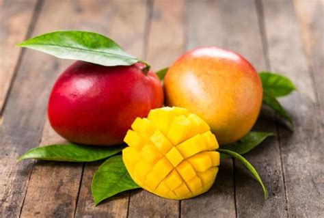 Qué vitaminas tiene el mango - Conoce la lista de nutrientes de esta fruta y sus beneficios