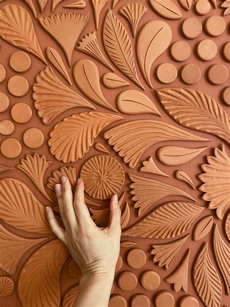 Unique ceramic paintings made by Anastasia Tumanova - DesignWanted ...