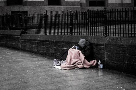 Mental illness, homelessness and COVID-19: a call for action