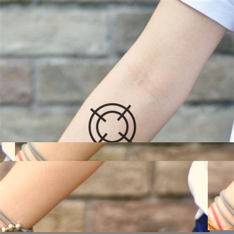 Crosshair Military Sniper Gun Temporary Tattoo Sticker (Set of 2) Geometric Tattoo Design, Baby ...