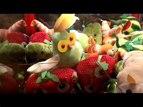 Cloudy With A Chance Of Meatballs 2 Foodimals Collection Wins at the Claw Machines!! - YouTube