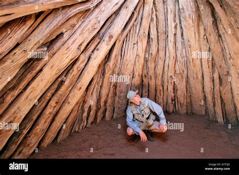 Interior of traditional Navajo hogan (house Stock Photo - Alamy