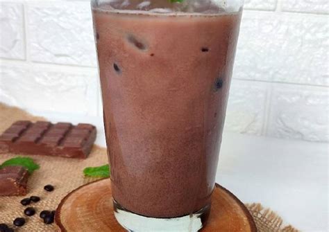 Resep Es Milo oleh Ratih Kusuma - Cookpad