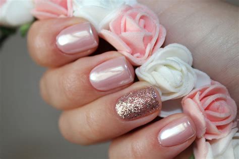 Rose Gold Nails Ideas To Keep Up With Trends