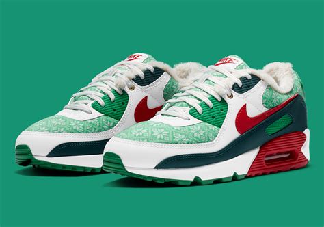 Nike Air Max 90 Kids Christmas DC1607-100 DC1621-100 | SneakerNews.com