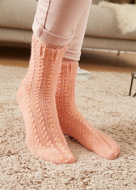 14 + Free Cable Pattern Sock Knitting Patterns - Knitting Bee