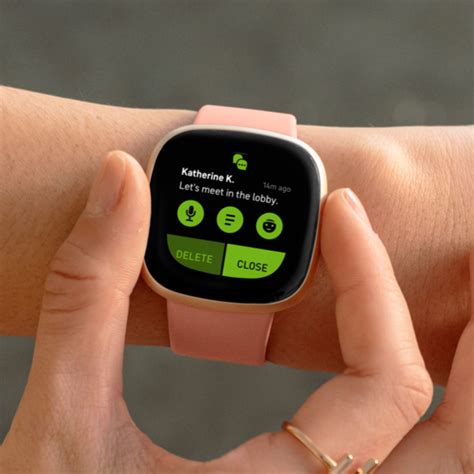 Smartwatch + GPS | Fitbit Versa 3