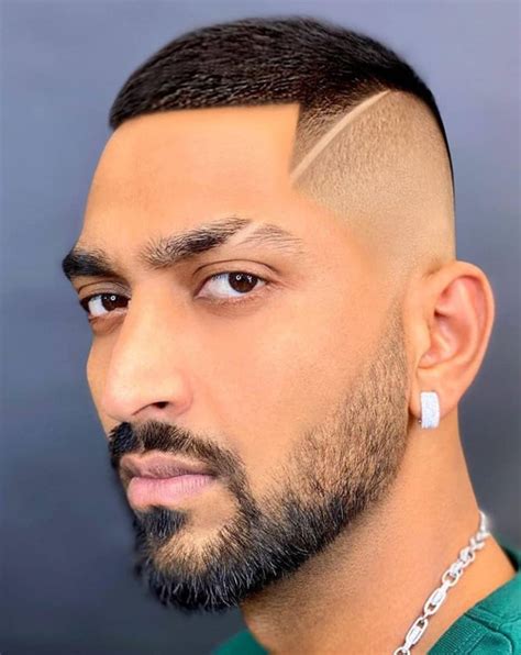 Hardik Pandya Hairstyle - Watch Hardik Pandya Hairstyles Look Classy ...